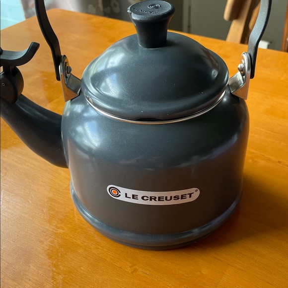 Le Creuset Other - Le Creuset tea kettle